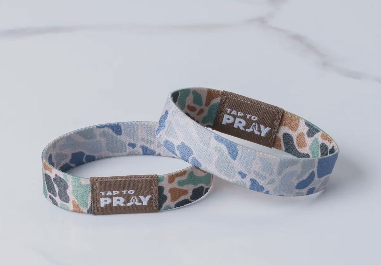 Versible Tap-To-Pray Wristband River Rock Camo & Classic Sage