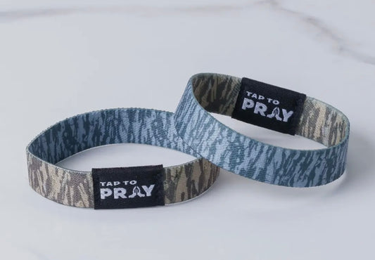Versible Tap-To-Pray Wristband Tree Bark Camo Brown & Grey
