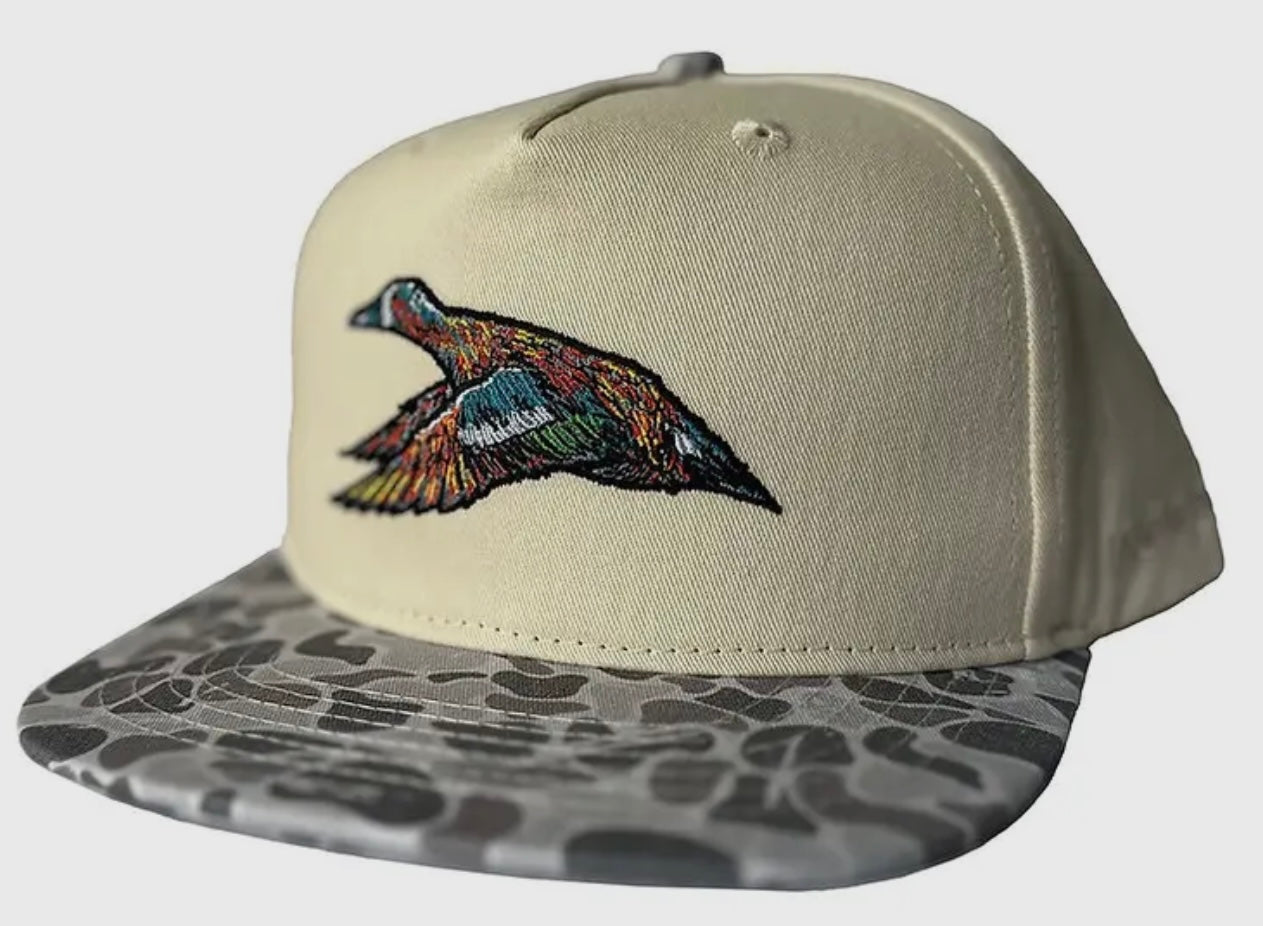Fieldstone Roost Mottled Canvas Marsh Camo Bill Hat